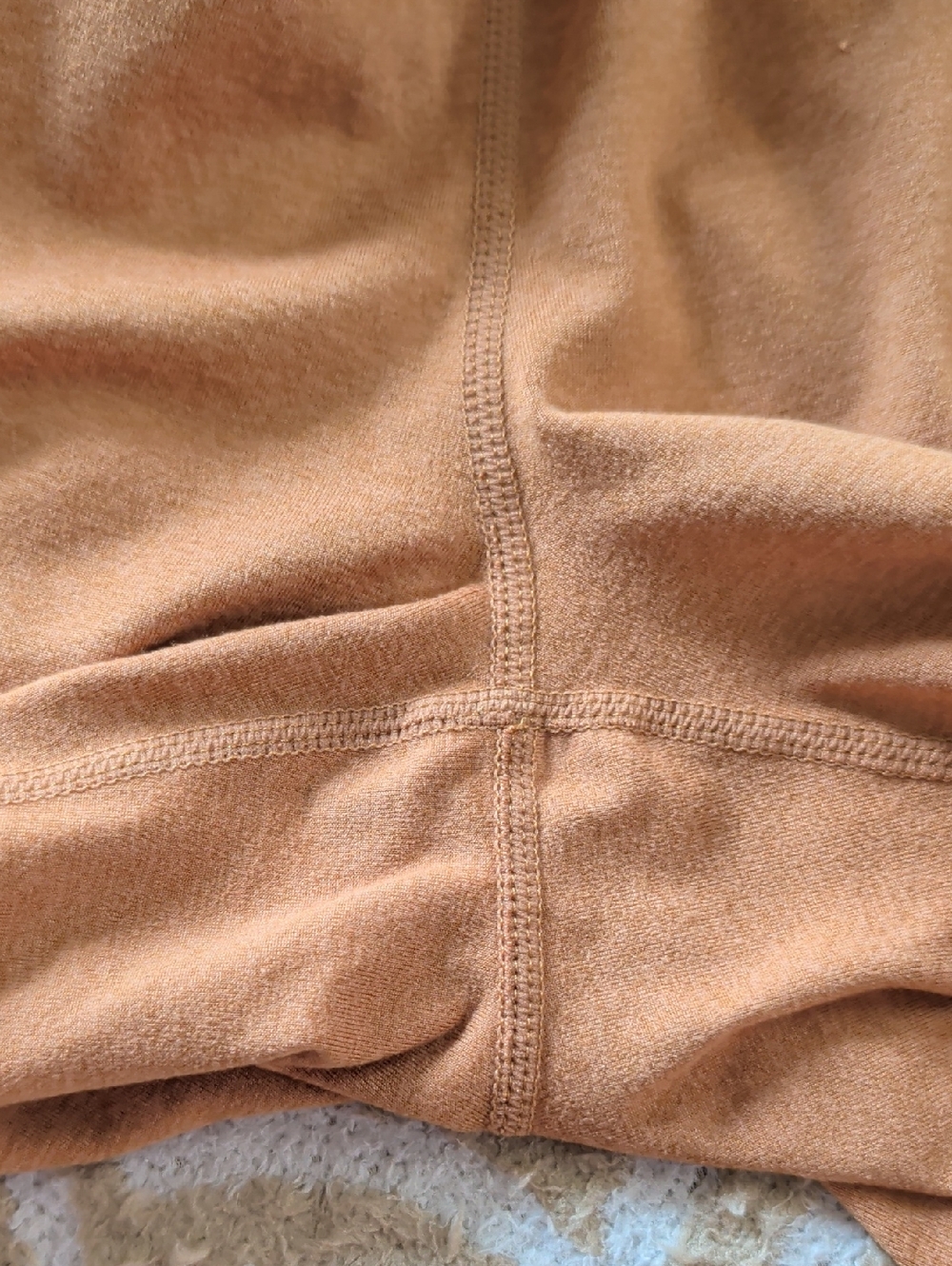 Vuori Performance Jogger Mustard EUC - Picture 5 of 5